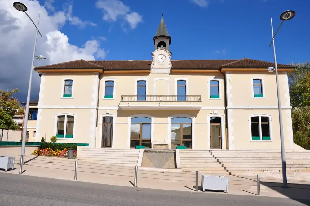 Alternative taxi saint genis pouilly KIRO TRAVEL | Discover Now